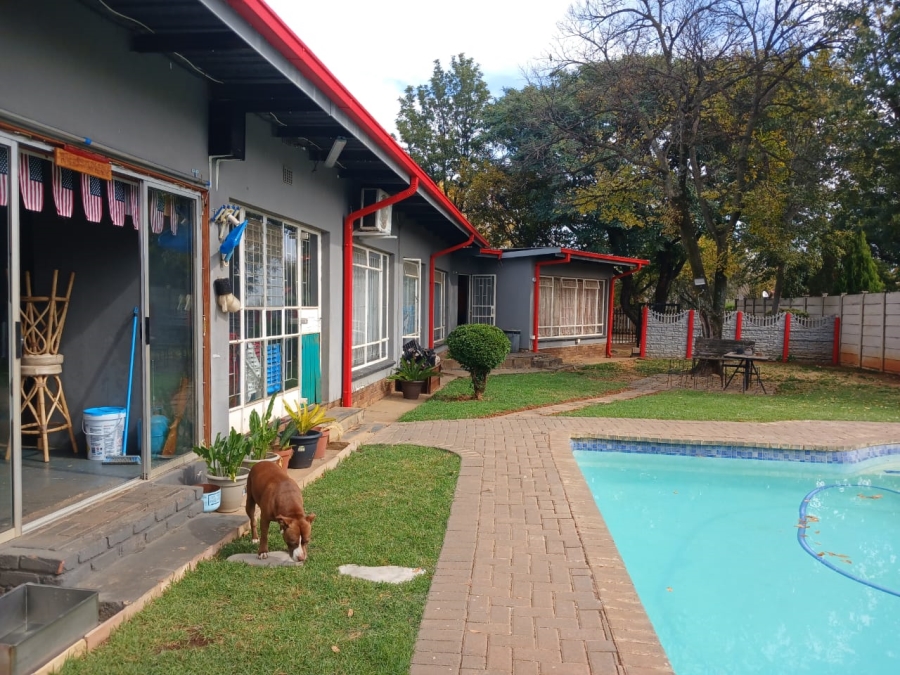 3 Bedroom Property for Sale in Declercqville North West